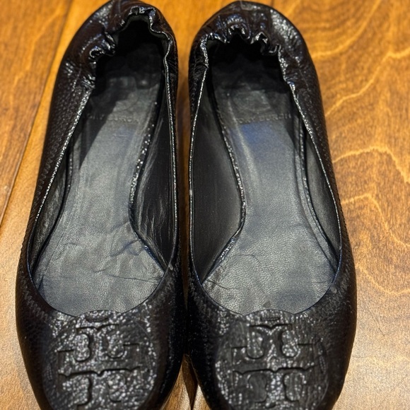 Tory Burch Shoes - Tory Burch Black Patent Leather Ballet Flats